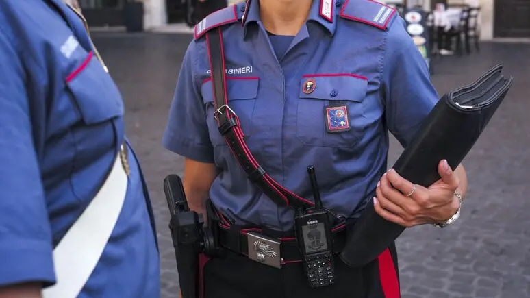 Picchiava la moglie, arrestato