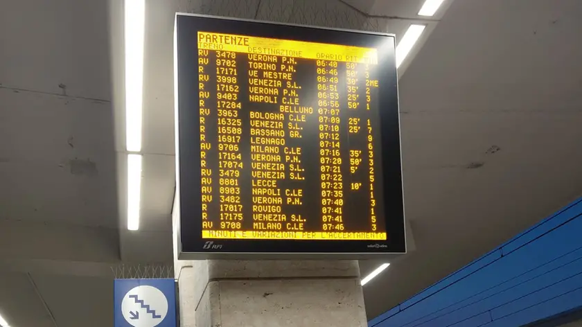 Foto scattata giovedì mattina in stazione a Padova