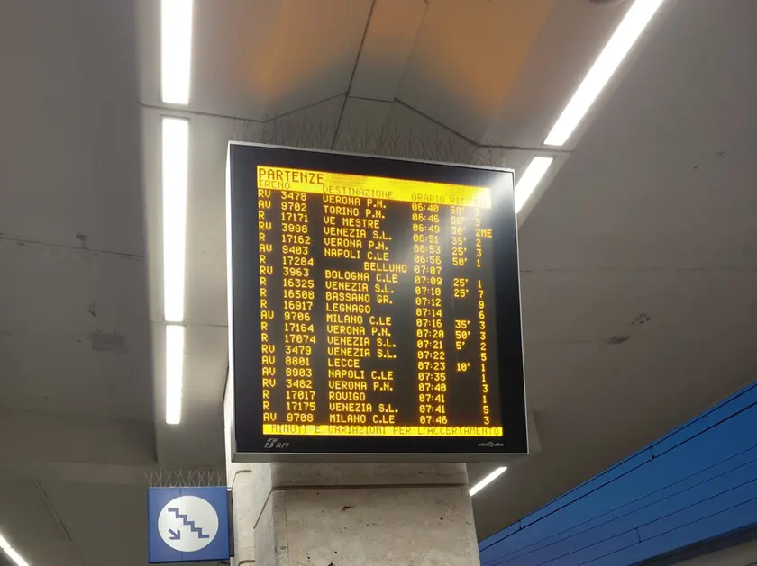 Foto scattata giovedì mattina in stazione a Padova