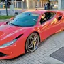 Giuliano, il titolare, in Ferrari