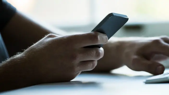 Il 52,2% dei ragazzi dichiara di aver provato a ridurre il tempo trascorso online senza riuscirci