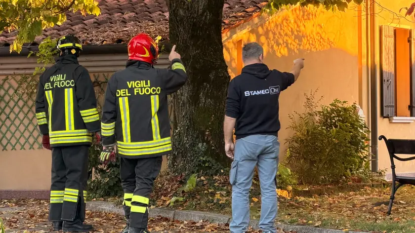 I pompieri in azione a Zianigo di Mirano
