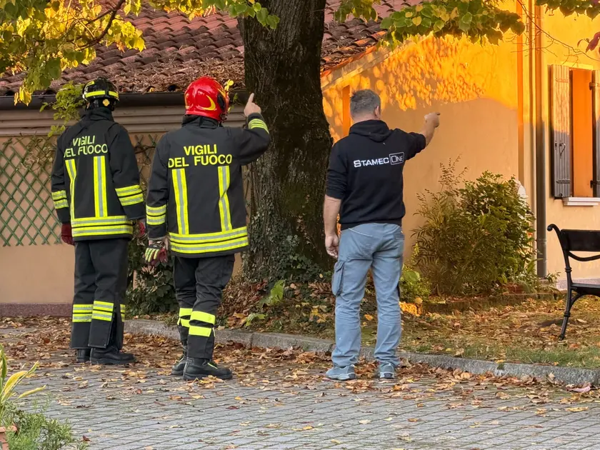 I pompieri in azione a Zianigo di Mirano