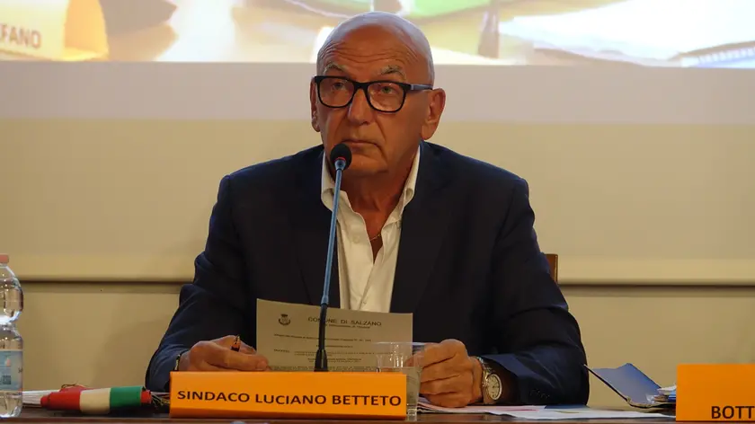 Il sindaco di Salzano Luciano Betteto