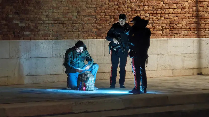 Le indagini dei carabinieri all'Arsenale