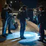 Il sopralluogo della polizia sul luogo della sparatoria