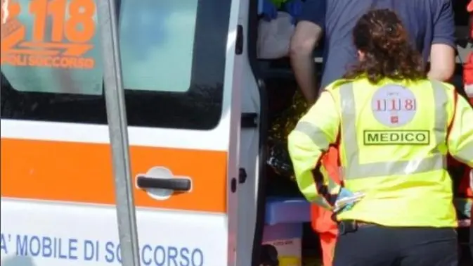 Un'ambulanza del 118