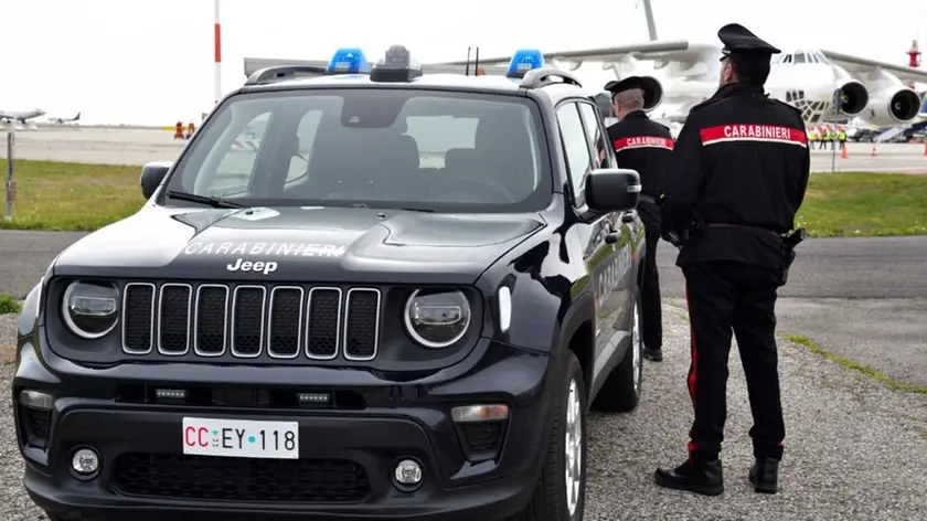 Il blitz dei carabinieri