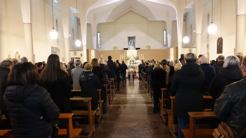 Il funerale a Oriago di Mira (foto Pòrcile)