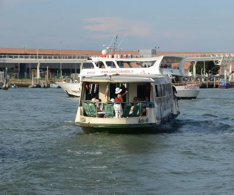 Interpress\M.Tagliapietra Venezia 27.07.2018.- Luogo dove è avvenuto lo scontro tra vaporetto actv e imbarcazione Raffaello. Tronchetto.