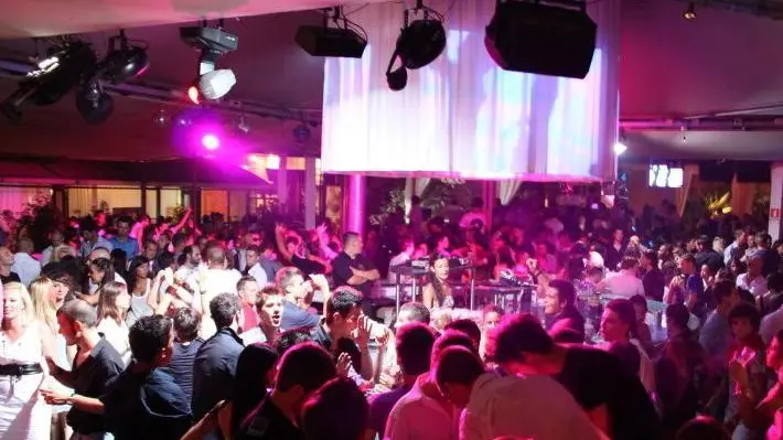 Una serata organizzata alla discoteca MoloCinque di Marghera
