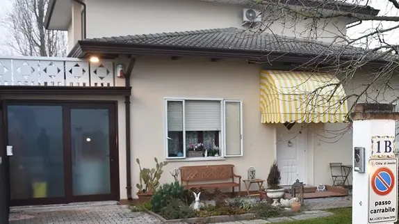 SCATTOLIN - TOMMASELLA - JESOLO - LA CASA DELLA RAPINA IN VIA CALVI 1/B