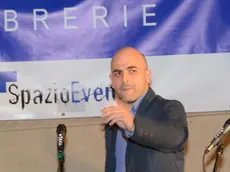 INTERPRESS/GF.TAGLIAPIETRA- ROBERTO SAVIANO PRESENTA IL SUO NUOVO LIBRO IN PESCHERIA A RIALTO. 03.06.2013.-