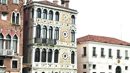 Ca’ Dario, il palazzo si affaccia sul Canal Grande