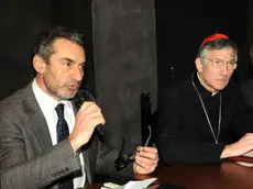 Interpress/Mazzega Scattolin Venezia, 24.01.2015.- S.Apollonia, Incontro con i Gionalisti.- Mella foto da sx Gianluca Amadori, il Patriarca Francesco Moraglia, ..., e il Dir.Corsera Ferrucio De Bortoli il Patriarca Francesco Moraglia con il Dir. Corsera Ferrucio De Bortoli.-