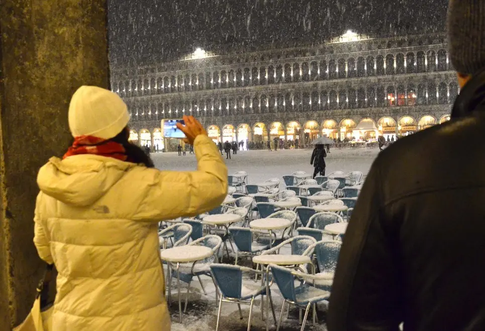 Interpress/Mazzega Venezia, 13.01.2017.- Neve a Venezia, San Marco