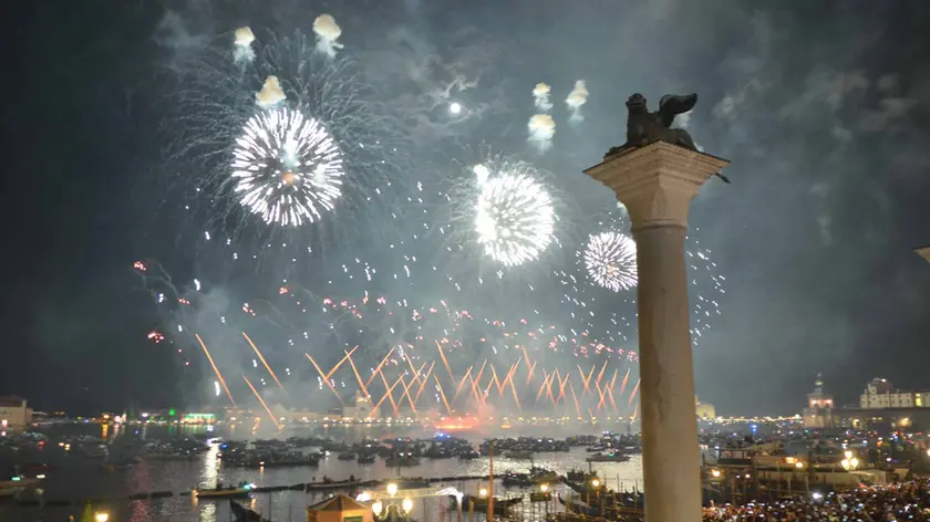 iNTERPRESS/Gf.Tagliapietra.17.07.2016.- Notte di Rdentore con i fuochi d'artificio.