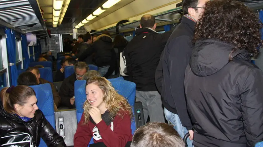 Stazione Quarto d'Altino - treno a Mestre Stazione Quarto d_Altino - treno a Mestre