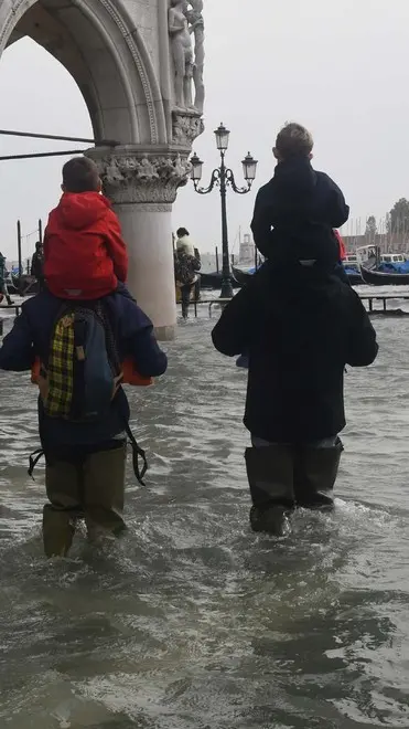 Interpress/M.Tagliapietra Venezia 29.10.2018.- Acqua alta in piazza San Marco.