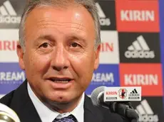 epa02309197 Former AC Milan coach Alberto Zaccheroni of Italy speaks at his first press conference as new coach of Japan's national football team, in Tokyo, Japan, 31 August, 2010. Zaccheroni will lead the Japanese Blue Samurai team for the next World Cup in Brazil in 2016. EPA/EVERETT KENNEDY BROWN*************** TRADUZIONE ***************epa02309197 Prima Corrente alternata Milan allenatore Alberto Zaccheroni dell'Italia parla alla sua prima conferenza stampa come allenatore nuovo del football nazionale di Giappone attacchi, a Tokio, Giappone, 31 agosto 2010. Zaccheroni condurrà i Samurai Blu giapponesi attaccano per la prossima Coppa del Mondo in Brasile nel 2016. EPA/EVERETT Kennedy Brown
