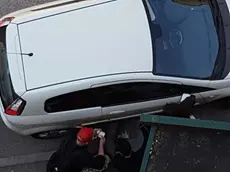 Scene di spaccio in via Fogazzaro a Mestre