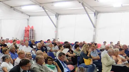 Foto Agenzia Candussi/ Morsego/ Tessera, Sagra dea Sbrisa/ Conferenza pubblica sui temi dei lavori di urbanistica a Tessera e del MasterPlan dell'aeroporto con la presenza delle autorità