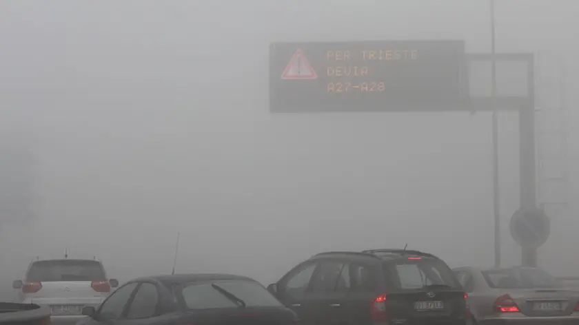 MESTRE: TRAFFICO PARALIZZATO PER INCEDENTI CAUSATI DALLA NEBBIA