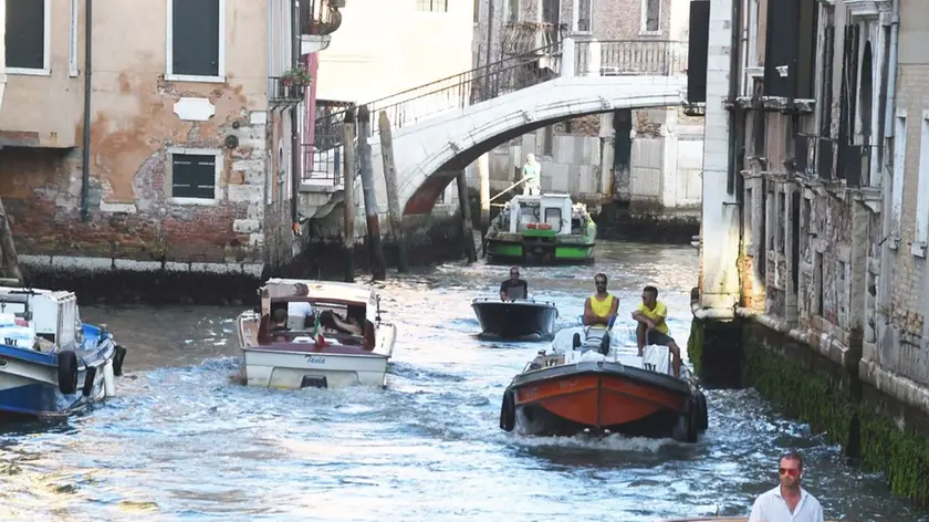 Interpress\M.Tagliapietra Venezia 19.08.2019.- Taxi e barche da trasportoin Rio Novo.