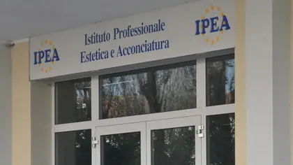 DEPOLO FGAVAGNIN PORTOGRUARO ISTITUTO IPEA PER PARRUCCHIERI ED ESTETISTI DEPOLO FGAVAGNIN PORTOGRUARO ISTITUTO IPEA PER PARRUCCHIERI ED ESTETISTI