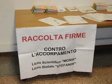 Incontro pubblico contro l'accorpamento tra Liceo Morin e Stefanini presso il municipio di Chirignago