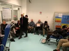 Utenti in attesa al pronto soccorso di Mestre