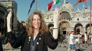 Patty Smith sarà in concerto il primo agosto a Venezia