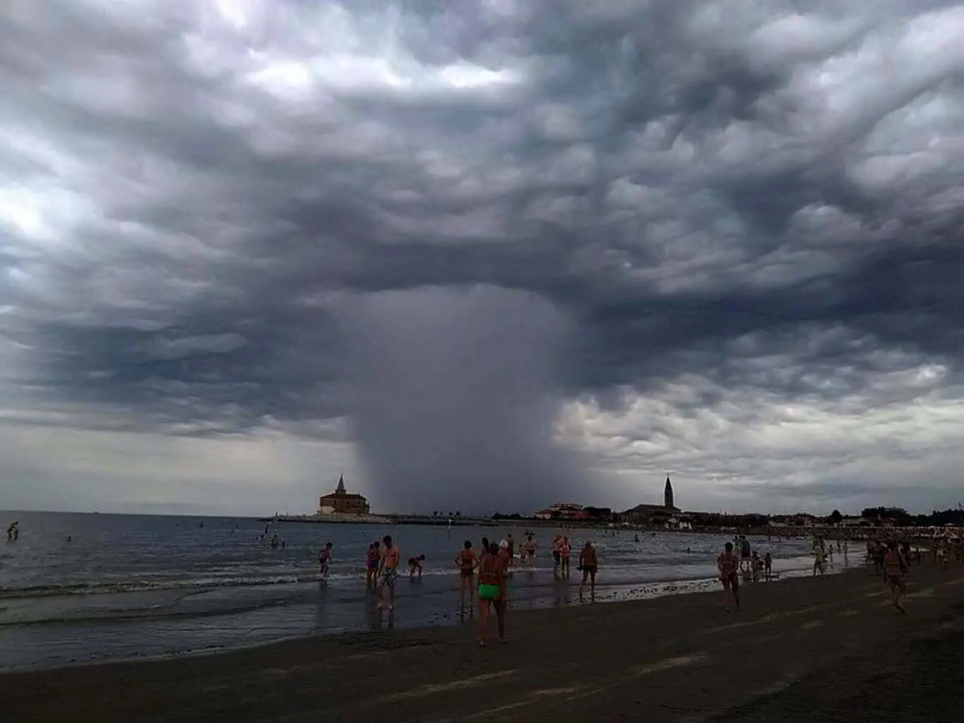 Bomba d'acqua (foto Luca Panizzo)