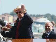 Interpress\M.Tagliapietra Venezia.- Il presidente Giorgio Napolitano all'arrivo all'hotel Gritti.