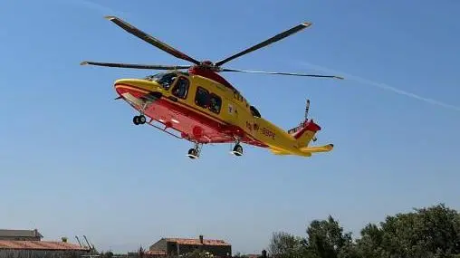La giovane è stata elitrasportata a Mestre