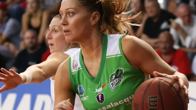 DESCRIZIONE : Napoli Lega A1 Femminile 2015-16 Opening Day 2015 CUS Cagliari Passalacqua Ragusa GIOCATORE : Milica Micovic SQUADRA : Passalacqua Ragusa EVENTO : Campionato Lega A1 Femminile 2015-2016 GARA : CUS Cagliari Passalacqua Ragusa DATA : 04/10/2015 CATEGORIA : SPORT : Pallacanestro AUTORE : Agenzia Ciamillo-Castoria/ElioCastoria Galleria : Lega Basket Femminile 2015-2016 Fotonotizia : Napoli Lega A1 Femminile 2015-16 Opening Day 2015 CUS Cagliari Passalacqua Ragusa Predefinita :