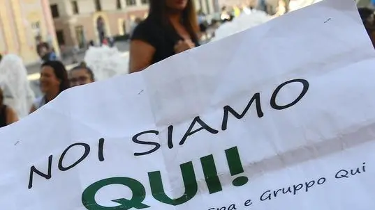 Un momento del presidio dei dipendenti della Qui Group in attesa dell'incontro con l'assessore regionale al Lavoro Gianni Berrino.Genova, 10 settembre 2018. ANSA/LUCA ZENNARO
