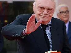 Italian director Francesco Rosi poses with the Golden Lion for Lifetime Achievement Award at the 69th Venice Film Festival in Venice, at the Lido in Venice, Italy, 31 August 2012. The 69th Venice Film Festival that runs from 29 August to 08 September. ANSA/CLAUDIO ONORATI......