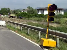 CANTIERE IN VIA VALLI A MONSELICE:IL SEMAFORO E' PRESENTE SOLO DAL LATO DI MONSELICE. PH. ZANGIROLAMI PROVINCIA