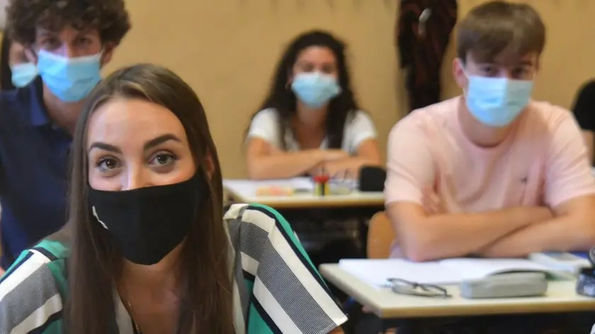 14/09/2020 Pistoia, riapertura delle scuole dopo sei mesi di chiusura forzata dovuta all'emergenza Coronavirus. Nella foto studenti liceo classico statale Forteguerri