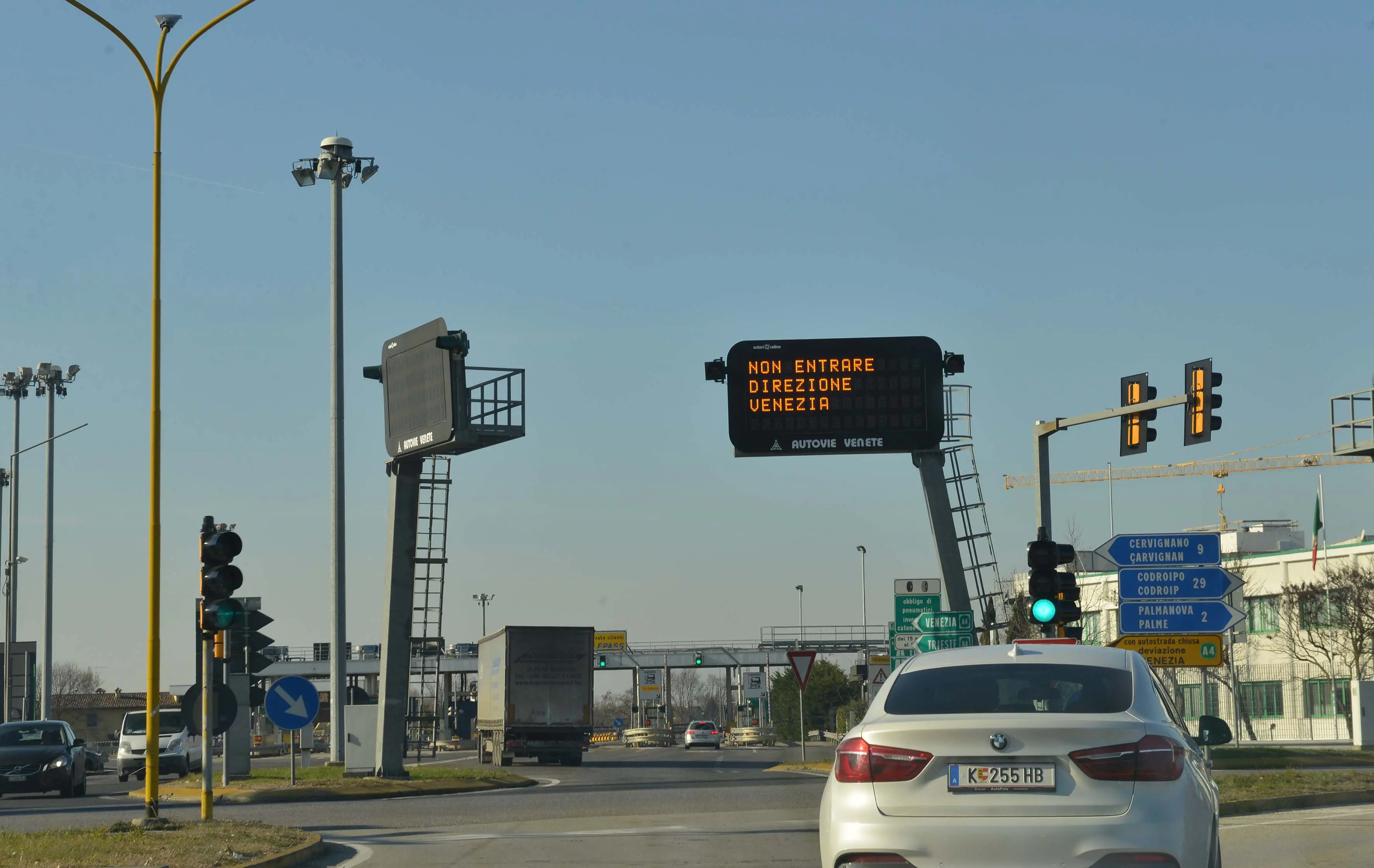 Casello chiuso in direzione Venezia