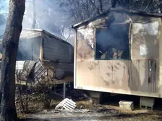 DINELLO - DINO TOMMASELLA - CAORLE - INCENDIO A PRA' DELLE TORRI I RESTI FUMANTI