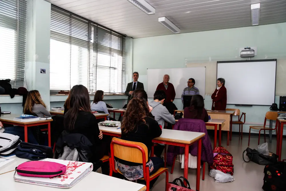 Lezione al liceo Bruno di Mestre a tema Prima Guerra Mondiale e i diari di un combattente, con la pertecipazione del Sig. Paolo De Manincor figlio dell'autore dei diari.