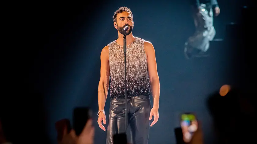 Marco Mengoni si esibirà nel suo primo concerto estivo a Bibione