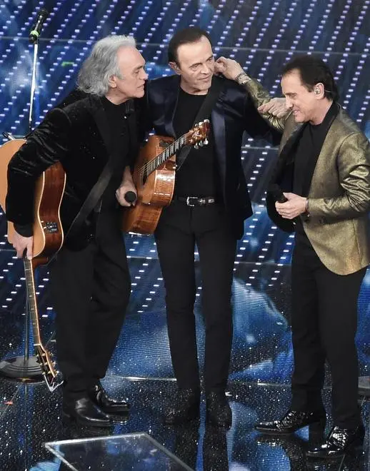 Members of Italian 50 year old career group Pooh Riccardo Fogli (L), Dodi Battaglia (C) and Roby Facchinetti on stage during the Sanremo Italian Song Festival at the Ariston theater in Sanremo, Italy, 11 February 2016. The 66th Festival della Canzone Italiana runs from 09 to 13 February. ANSA/CLAUDIO ONORATI.........