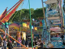 cesaro - ag.zangirolami - 01/11/2015 - monselie - sagra dei santi 2015.nella foto : le giostre per i bambini.ph zangirolami