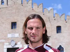 - CAPITANO. Marco Cunico, bandiera del Porto, posa con la nuova divisa
