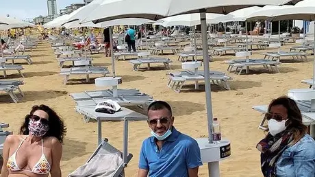 CARRAI - TOMMASELLA - JESOLO - TURISTI MARTINA ROBERTO E RITA
