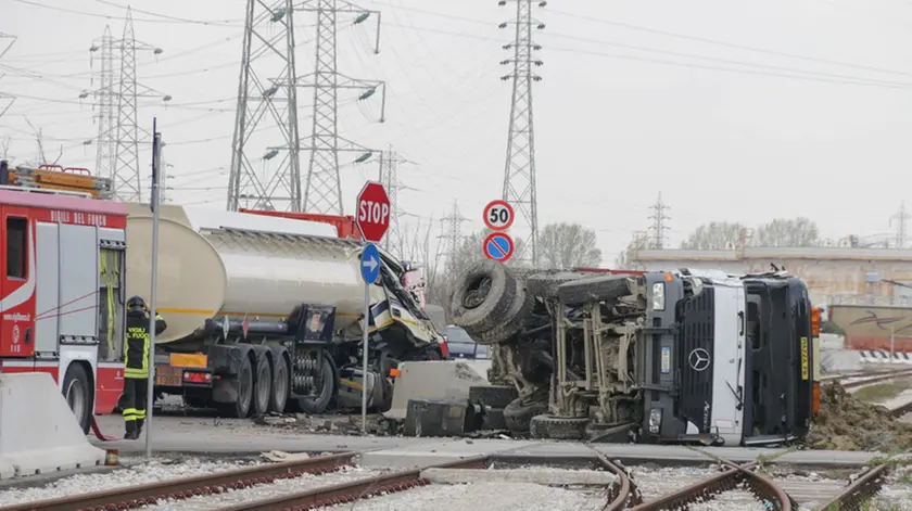 Incidente in via dell'elettronica a Malcontenta