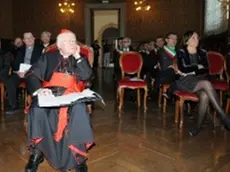 Il patriarca Scola durante la seduta del Consiglio